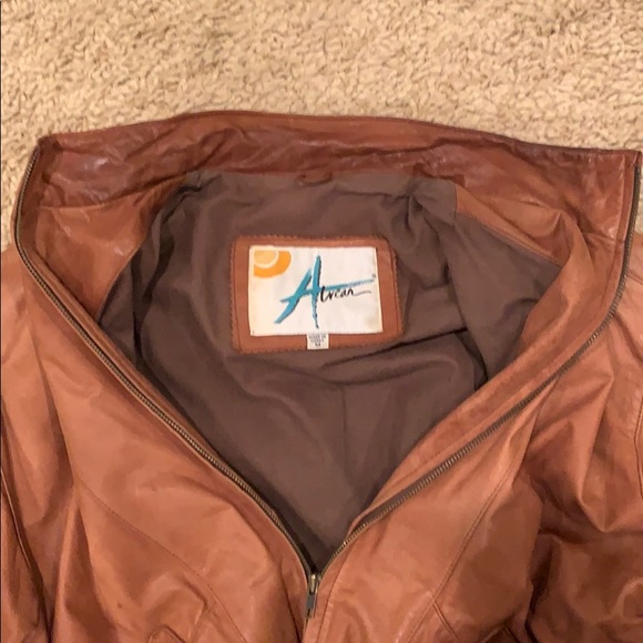 Women’s Vintage leather jacket - Picture 4 of 5